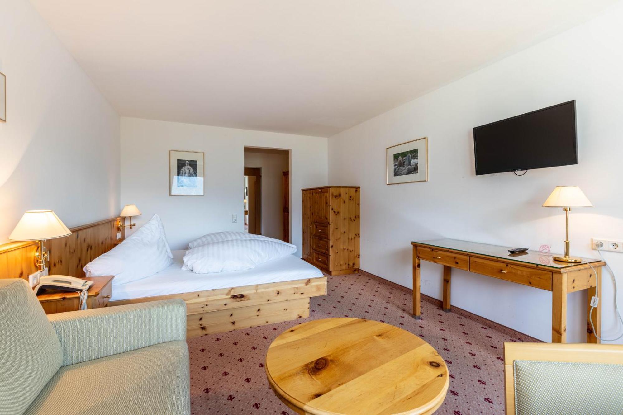 Keyone Rooms Montafon Schruns Ngoại thất bức ảnh
